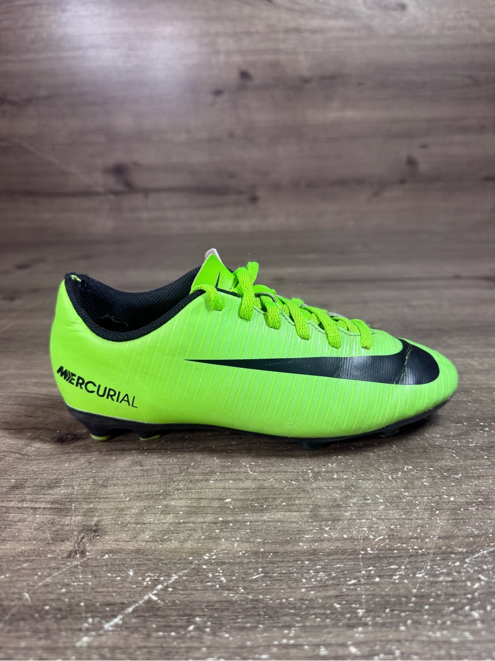 Nike Jr Mercurial Vortex III IC 2.5Y Electric Green Soccer Shoes 831953-303